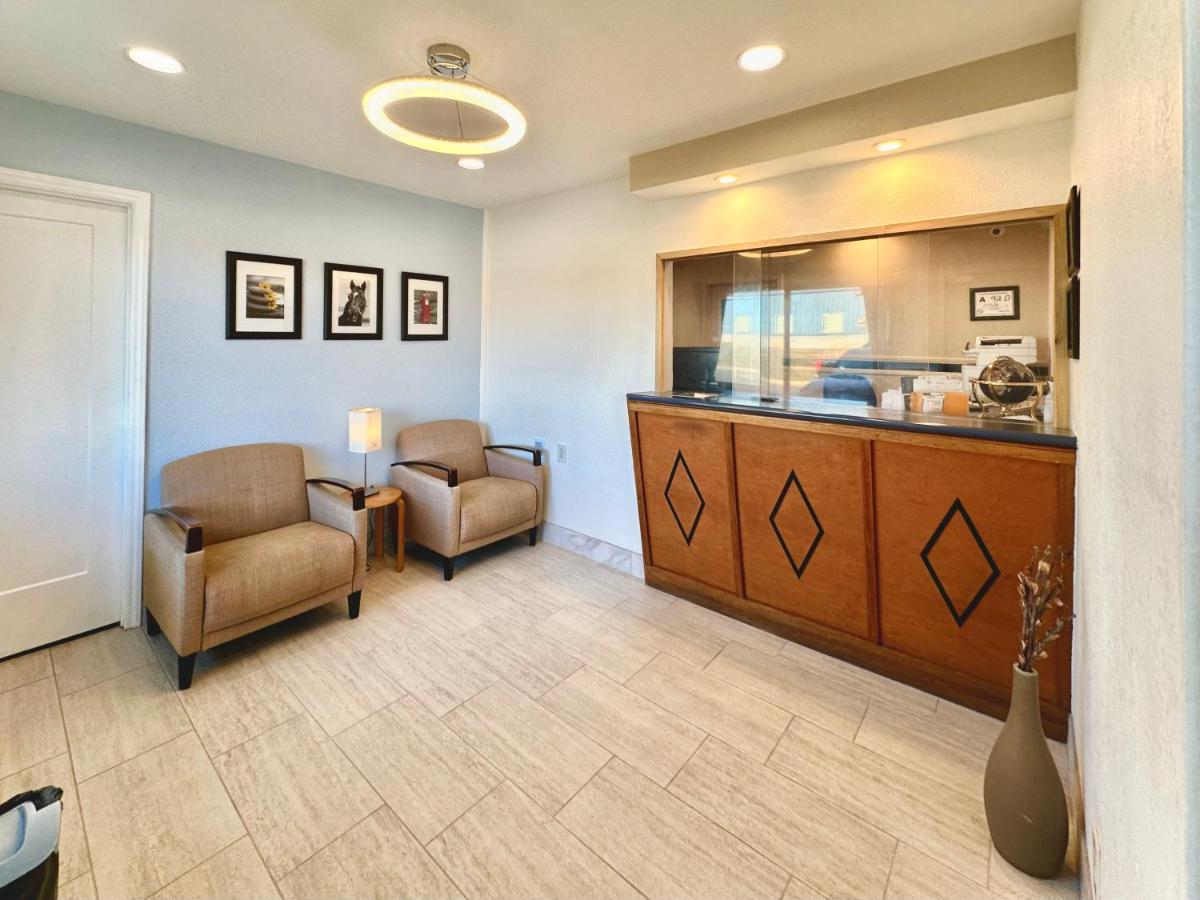 Royal Inn And Suites Charlotte Airport Dış mekan fotoğraf
