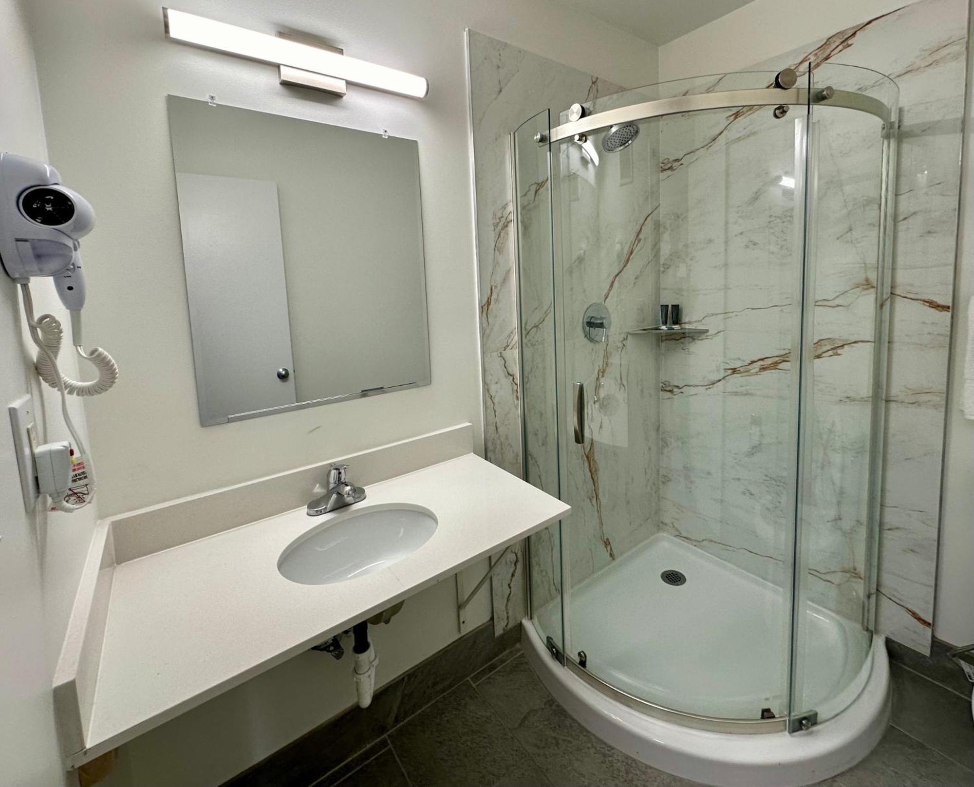 Royal Inn And Suites Charlotte Airport Dış mekan fotoğraf