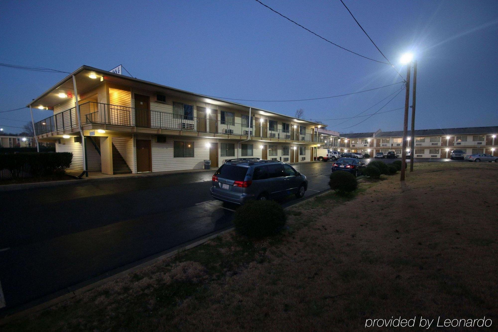 Royal Inn And Suites Charlotte Airport Dış mekan fotoğraf