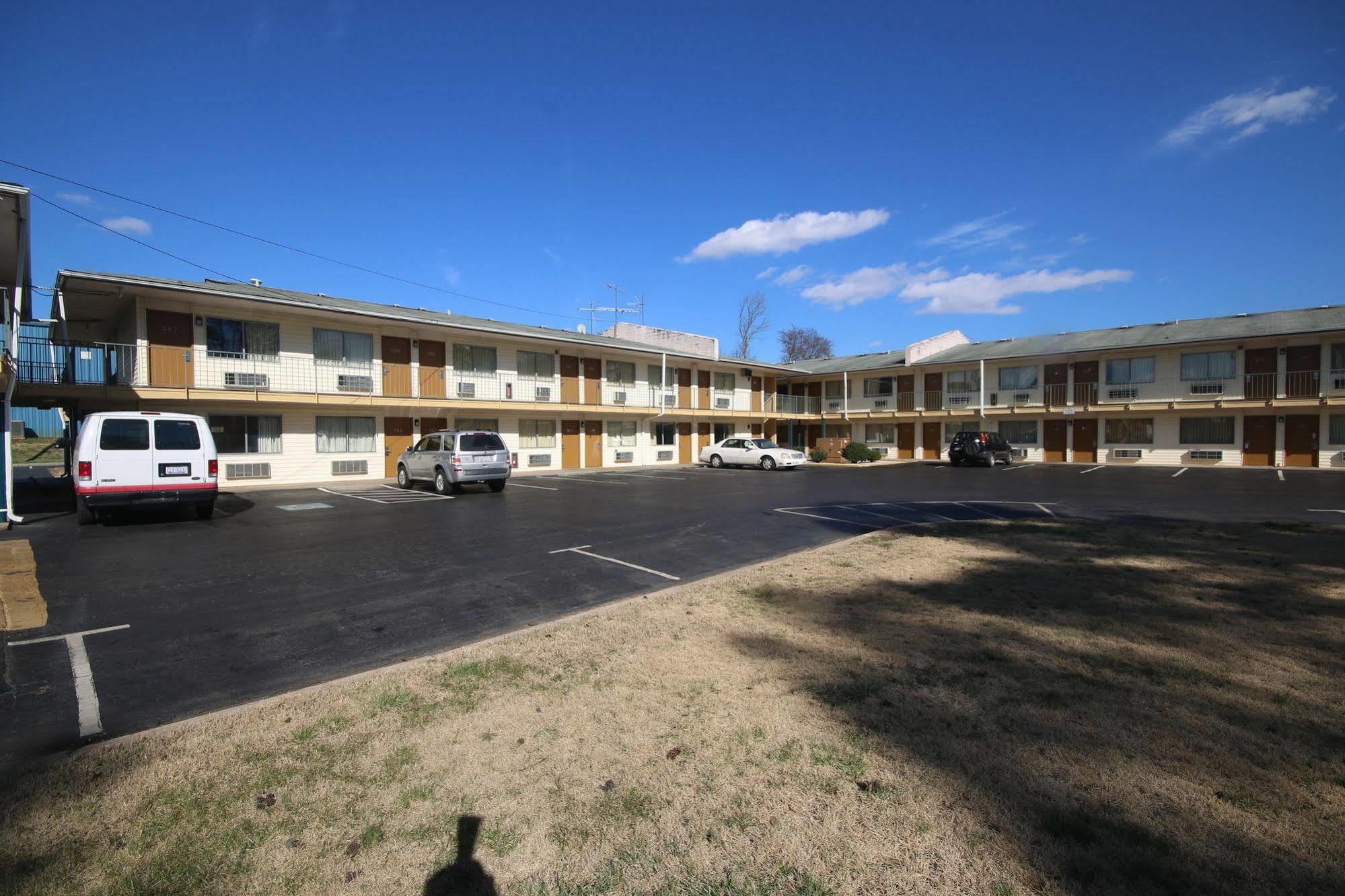 Royal Inn And Suites Charlotte Airport Dış mekan fotoğraf