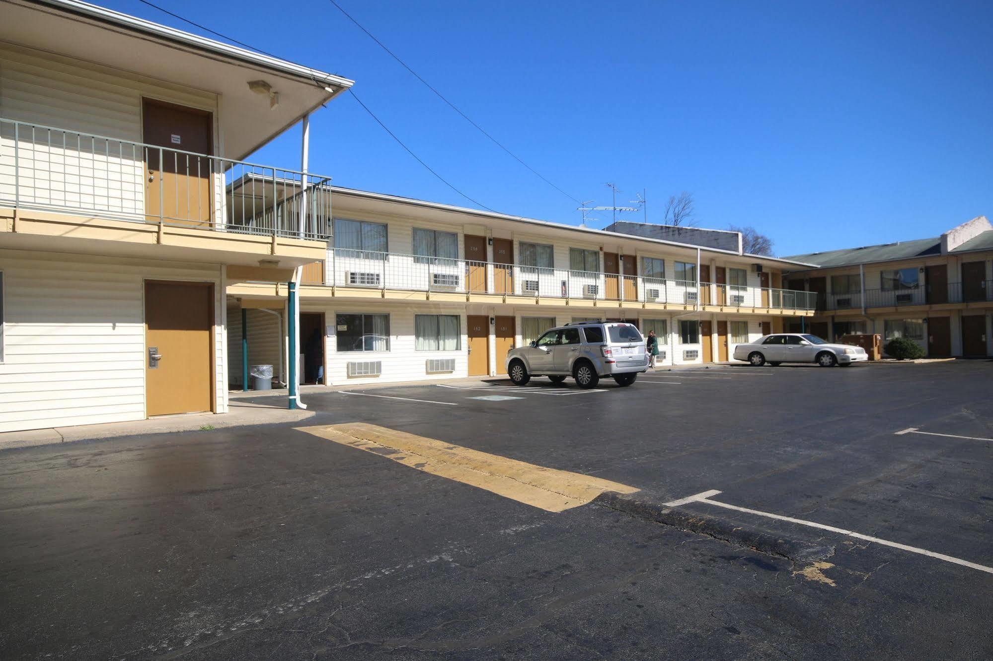 Royal Inn And Suites Charlotte Airport Dış mekan fotoğraf