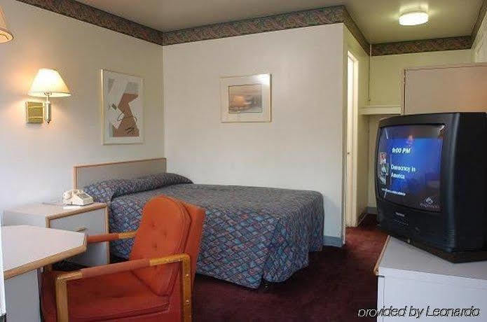 Royal Inn And Suites Charlotte Airport Dış mekan fotoğraf